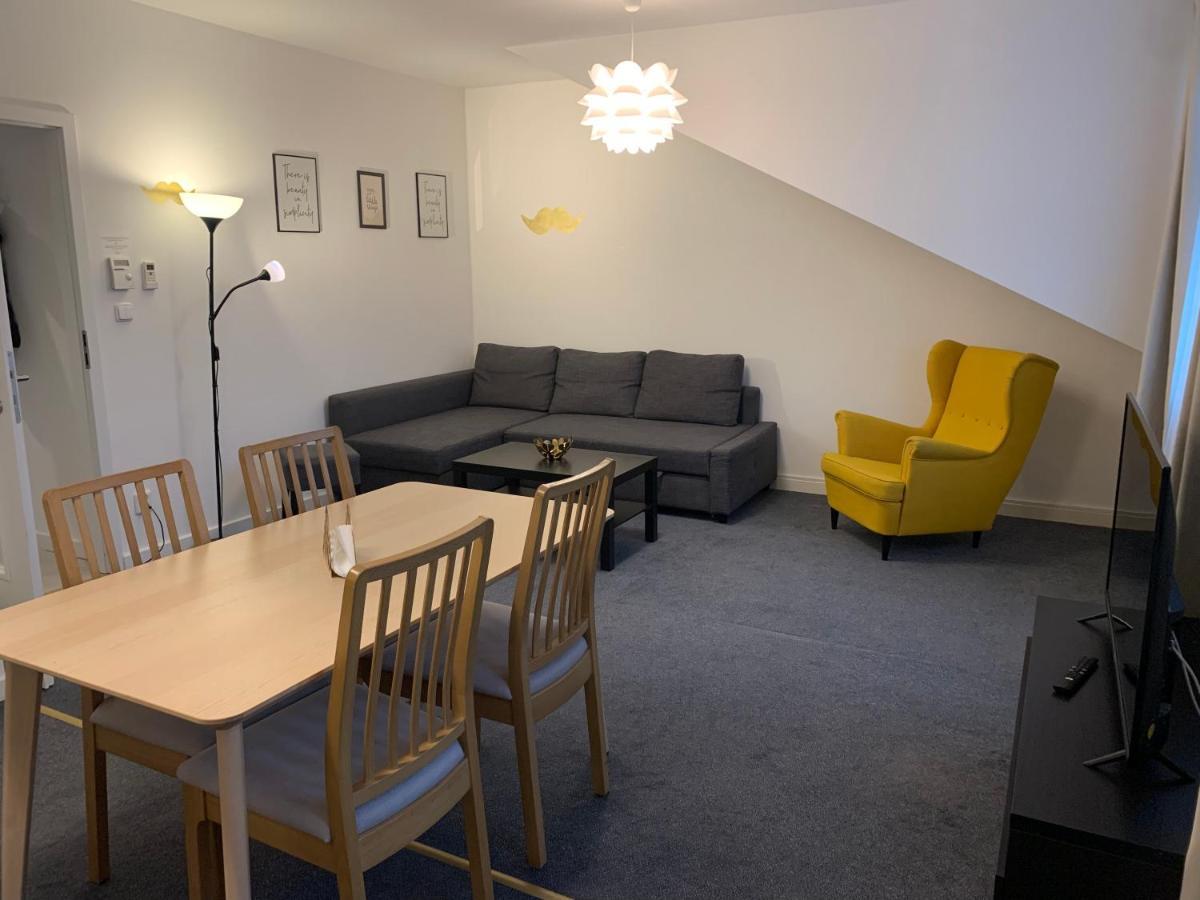 Little Tom Apartments Praga Exterior foto