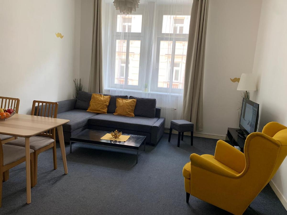 Little Tom Apartments Praga Exterior foto